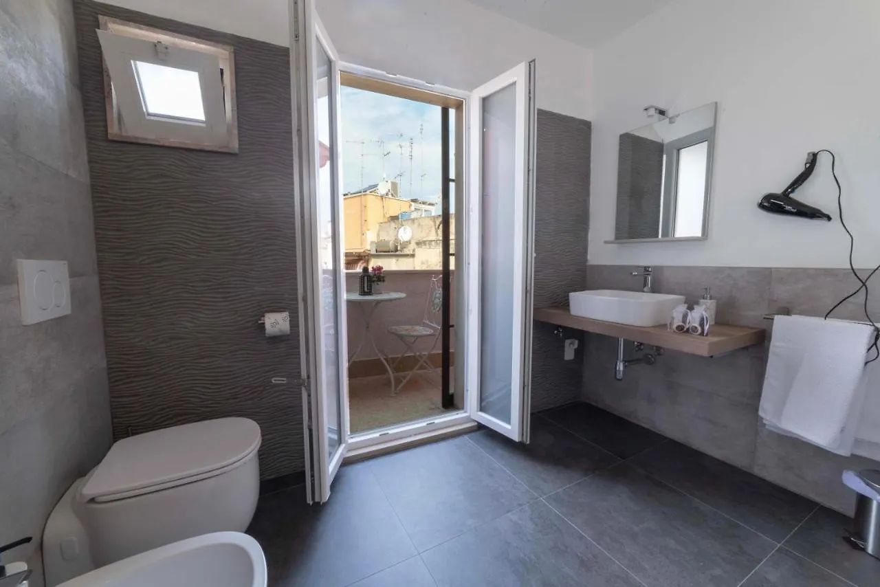 Vila Porto Antico Bari 0*,